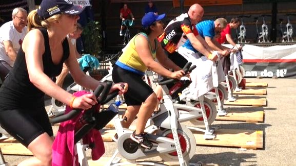 Doe mee aan een spinningmarathon en laat je sponsoren voor ALS