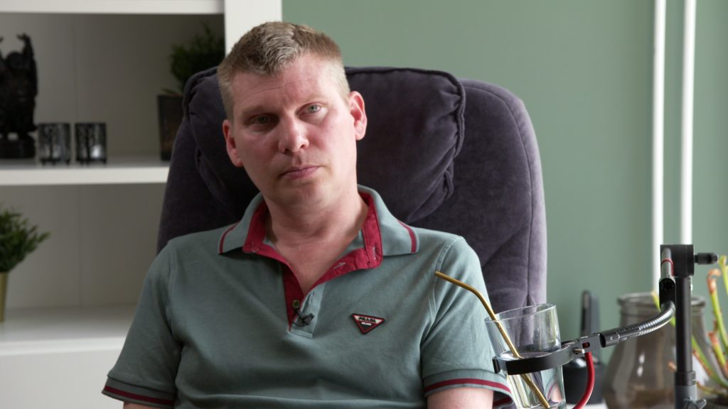 Sebastiaan Kuiken heeft ALS en zit in een rolstoel